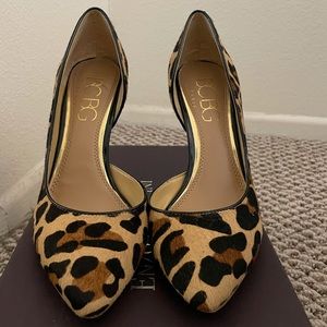 BCBG leopard D’orsay pumps